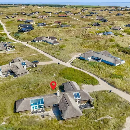 Holiday home 4 Bedroom Cozy In Hvide Sande *