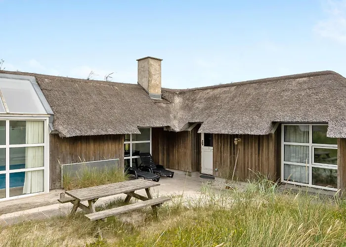 4 Bedroom Cozy In Hvide Sande Casa vacanze Havrvig