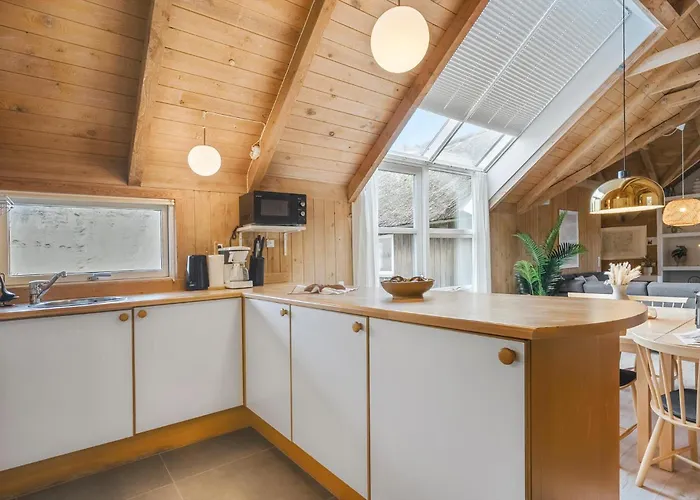 4 Bedroom Cozy In Hvide Sande Casa vacanze Havrvig