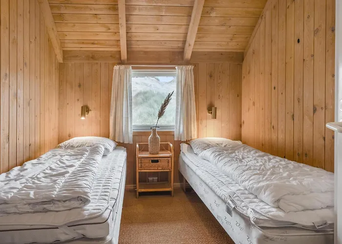 4 Bedroom Cozy In Hvide Sande Casa vacanze *