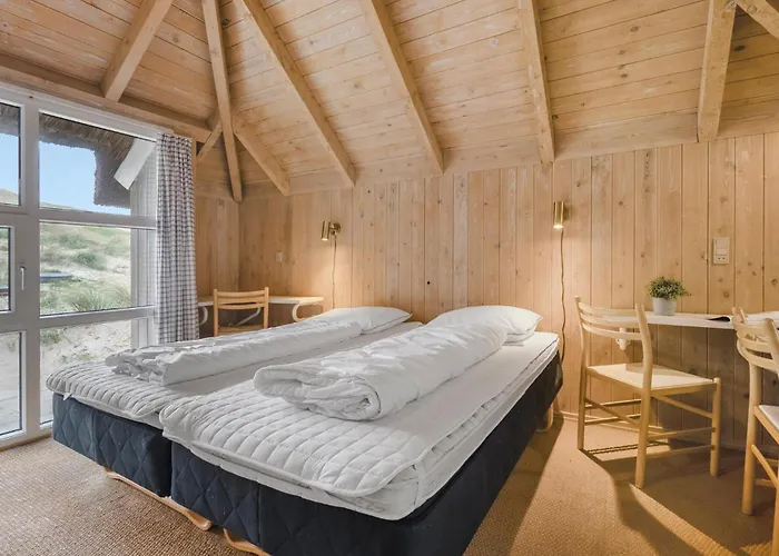 Casa vacanze 4 Bedroom Cozy In Hvide Sande *